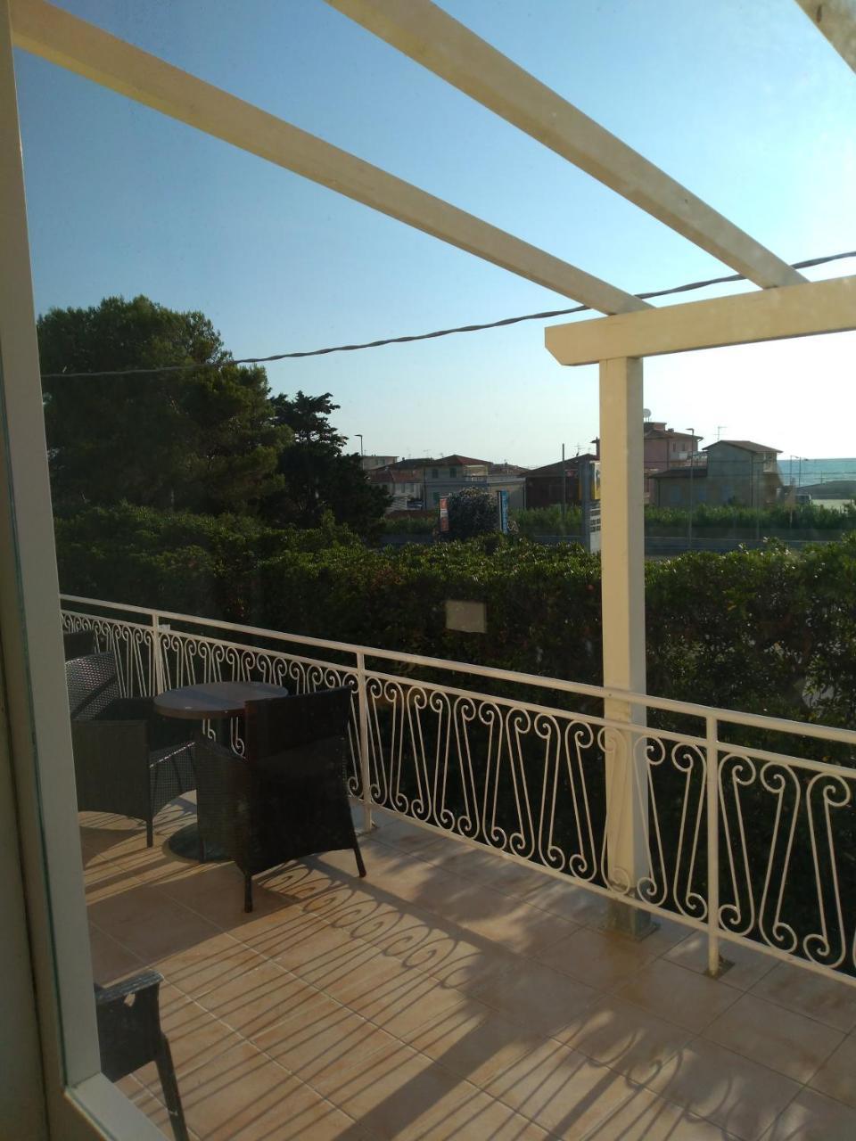 Acquaviva Experience B&B San Vincenzo Eksteriør bilde
